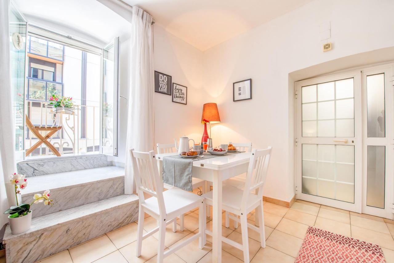 Stazione Centrale & Universita Lovely Apartment Bari Exterior photo